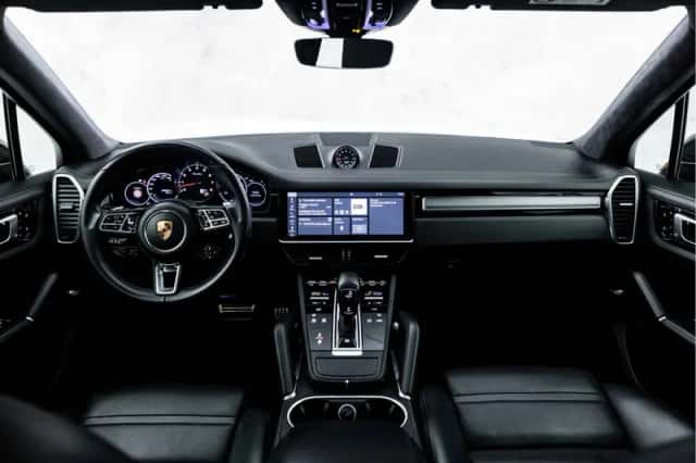 Porsche Cayenne (2018) thumbnail 20