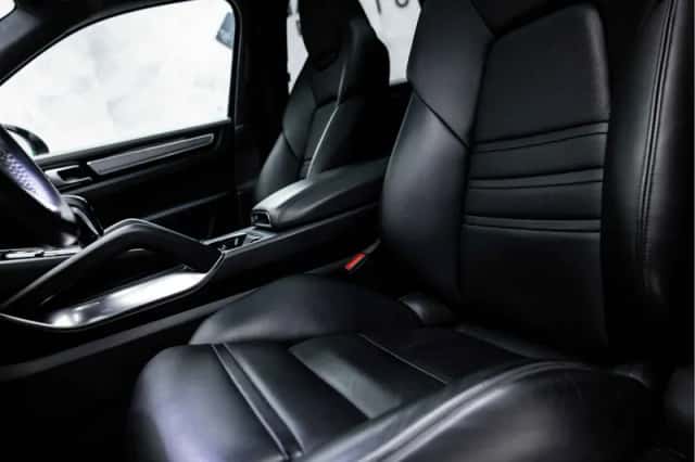 Porsche Cayenne (2018) thumbnail 26