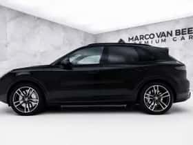 Porsche Cayenne (2018) thumbnail 5