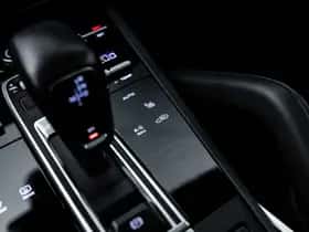 Porsche Cayenne (2018) thumbnail 49