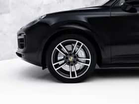 Porsche Cayenne (2018) thumbnail 9