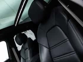 Porsche Cayenne (2023) thumbnail 19