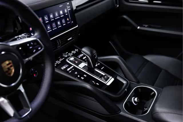 Porsche Cayenne (2023) thumbnail 26