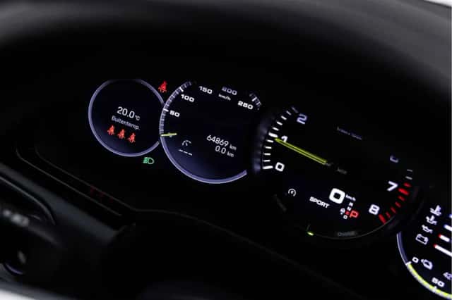 Porsche Cayenne (2023) thumbnail 31