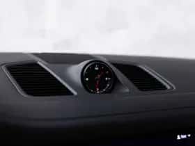 Porsche Cayenne (2023) thumbnail 37