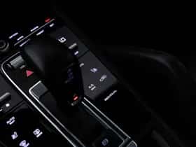 Porsche Cayenne (2023) thumbnail 49
