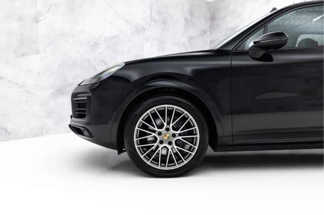 Porsche Cayenne (2023) thumbnail 8