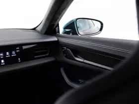 Porsche Taycan (2024) thumbnail 28