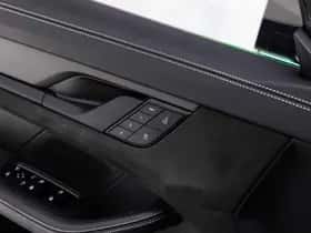Porsche Taycan (2024) thumbnail 29