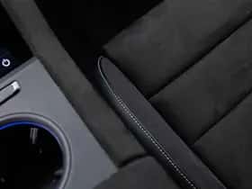 Porsche Taycan (2024) thumbnail 52