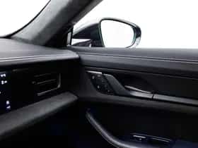 Porsche Taycan (2024) thumbnail 54