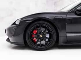 Porsche Taycan (2024) thumbnail 9