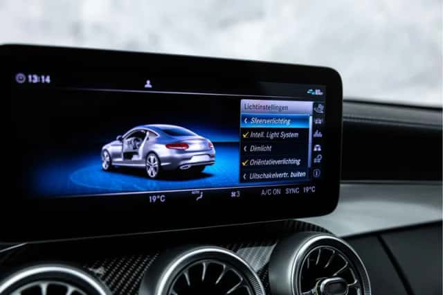 Mercedes-Benz C-Klasse (2018) thumbnail 37