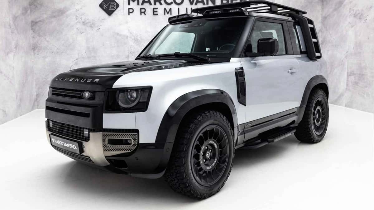 Land Rover Defender (2021) — foto 1