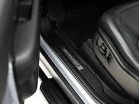 Land Rover Defender (2021) thumbnail 21