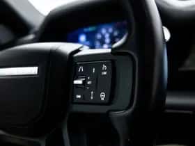 Land Rover Defender (2021) thumbnail 42