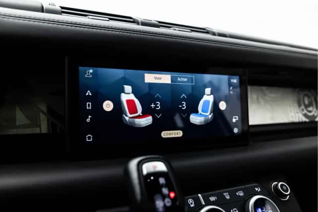 Land Rover Defender (2021) thumbnail 50