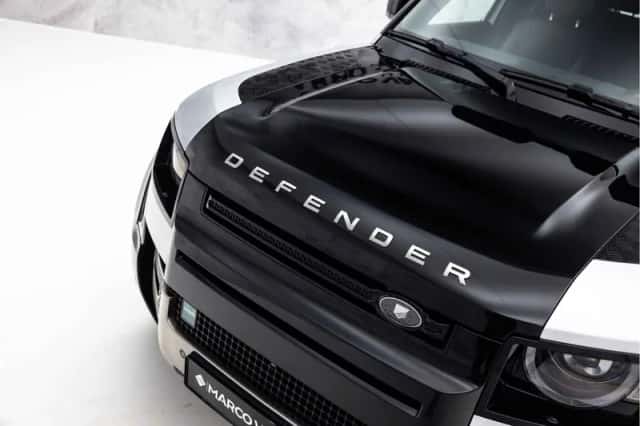 Land Rover Defender (2021) thumbnail 7