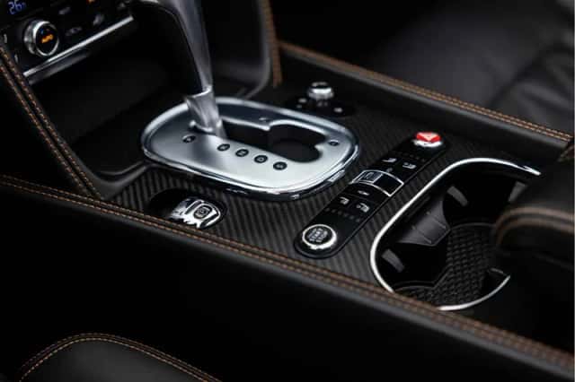 Bentley Continental GTC (2015) thumbnail 32
