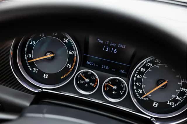 Bentley Continental GTC (2015) thumbnail 37