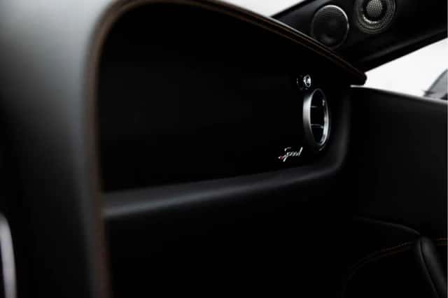 Bentley Continental GTC (2015) thumbnail 49