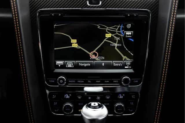 Bentley Continental GTC (2015) thumbnail 52