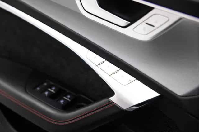 Audi RS6 (2020) thumbnail 29