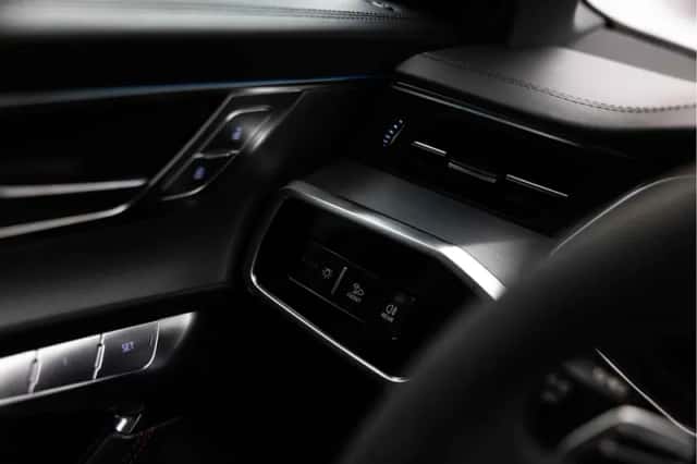 Audi RS6 (2020) thumbnail 53