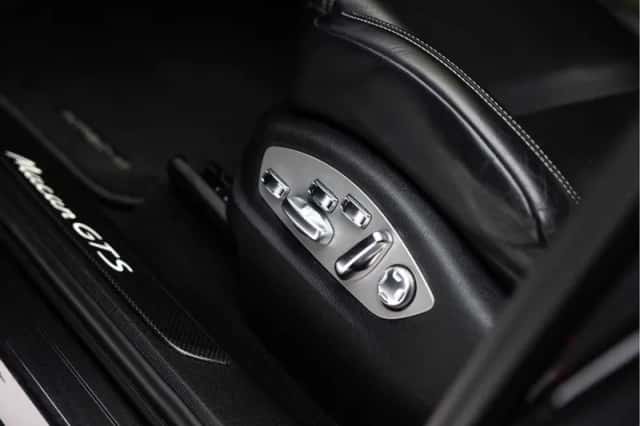 Porsche Macan (2022) thumbnail 19
