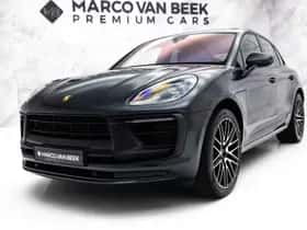 Porsche Macan (2022) thumbnail 4