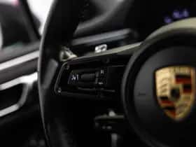 Porsche Macan (2022) thumbnail 32