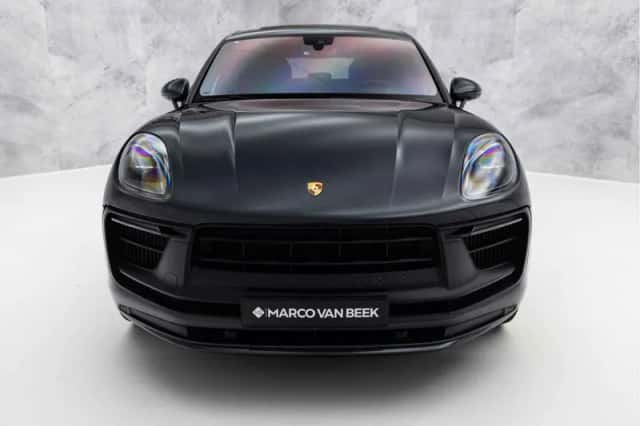 Porsche Macan (2022) thumbnail 5