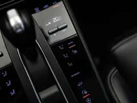 Porsche Macan (2022) thumbnail 48