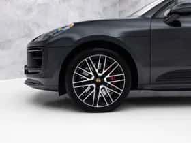 Porsche Macan (2022) thumbnail 8