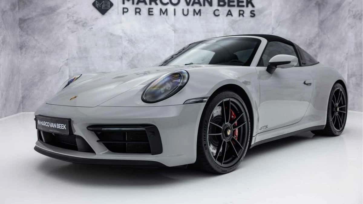 Porsche 911 (2022) — foto 1
