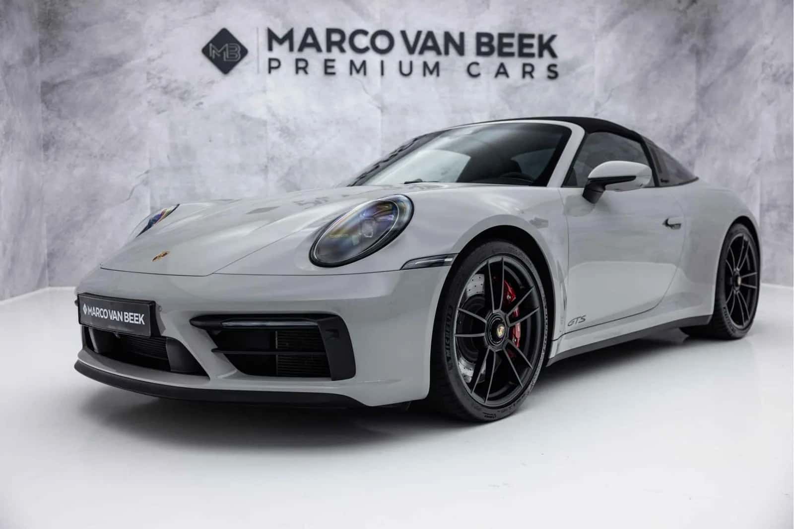 Porsche 911 (2022) — foto 1