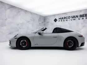 Porsche 911 (2022) thumbnail 13