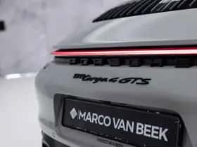 Porsche 911 (2022) thumbnail 16