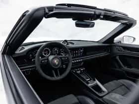 Porsche 911 (2022) thumbnail 18