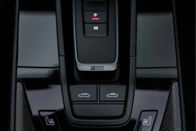 Porsche 911 (2022) thumbnail 52