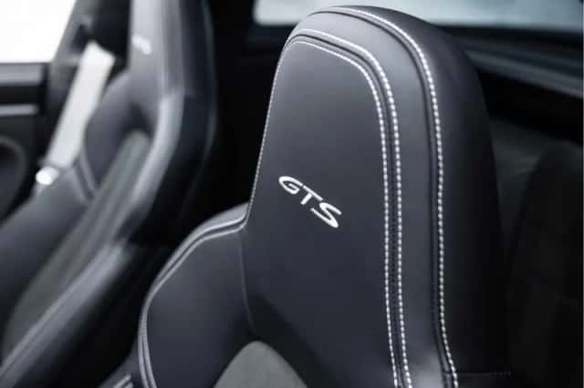 Porsche 911 (2022) thumbnail 57