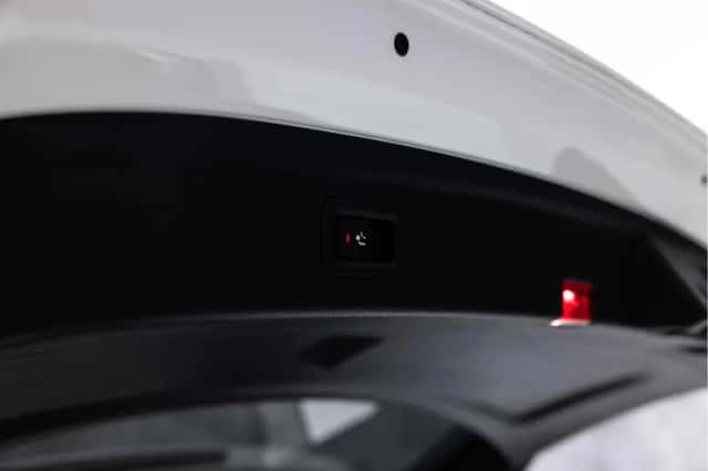 Mercedes-Benz GLE (2020) thumbnail 13