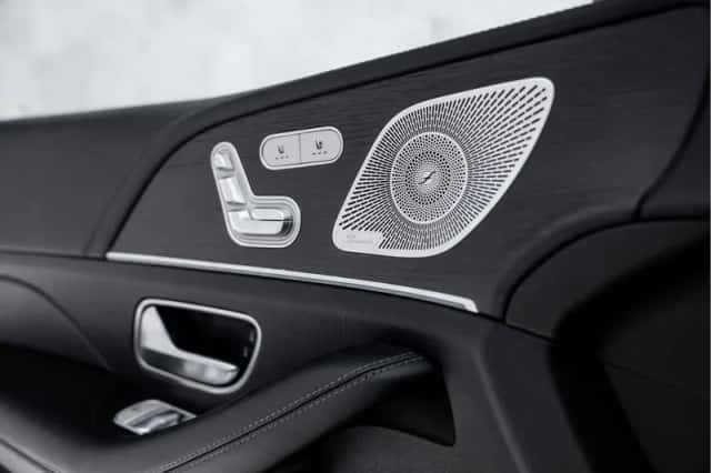 Mercedes-Benz GLE (2020) thumbnail 24