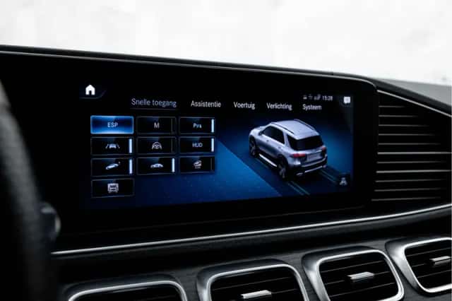 Mercedes-Benz GLE (2020) thumbnail 37