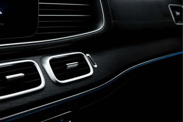 Mercedes-Benz GLE (2020) thumbnail 49