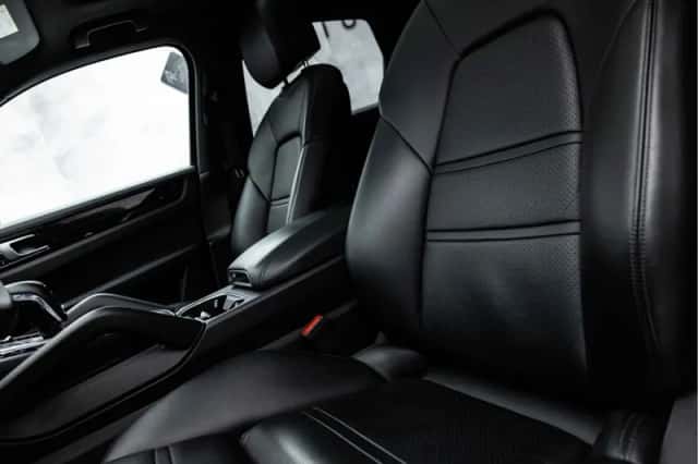 Porsche Cayenne (2019) thumbnail 24