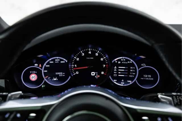 Porsche Cayenne (2019) thumbnail 28