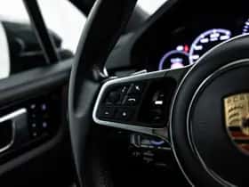 Porsche Cayenne (2019) thumbnail 30