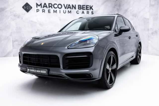 Porsche Cayenne (2019) thumbnail 4