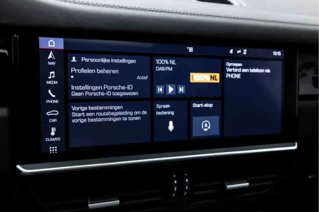 Porsche Cayenne (2019) thumbnail 34